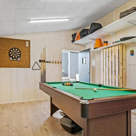 In With Kitchen Nyaraló