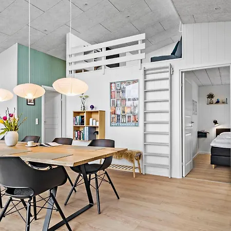 In With Kitchen Semesterbostad *